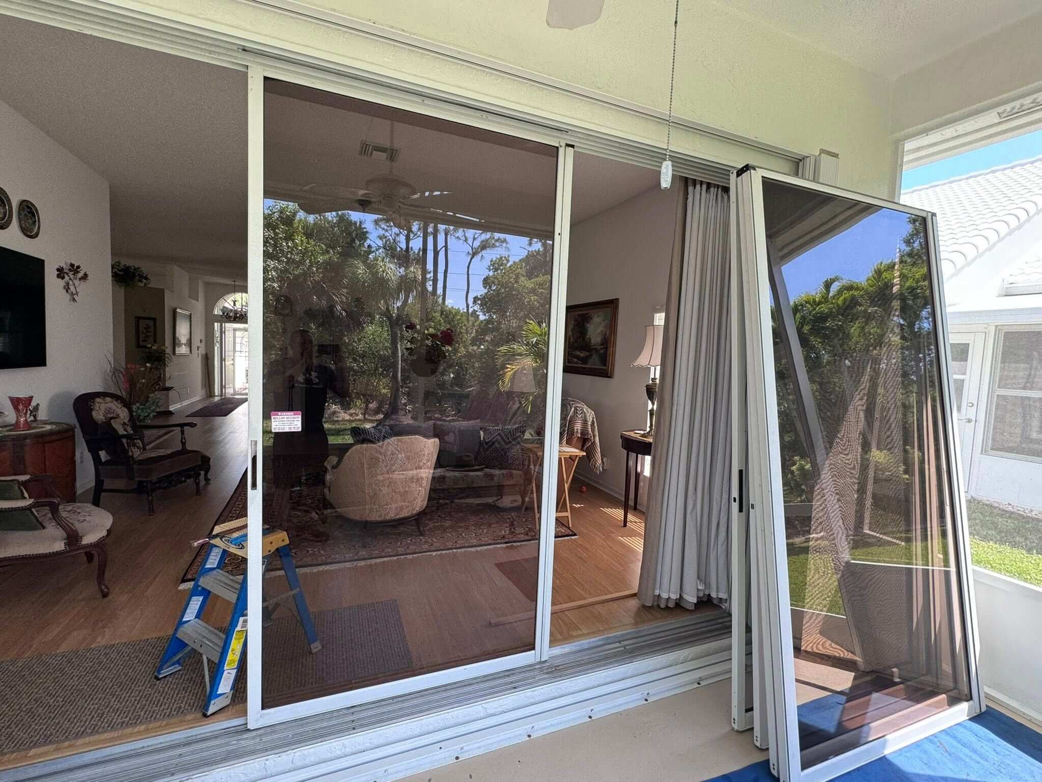 Sliding door roller replacement Glendale Arizona